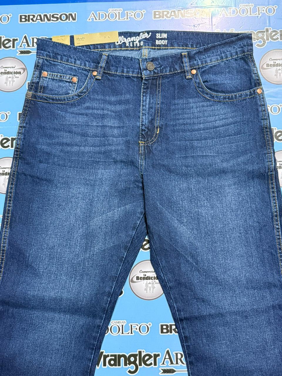 112387186| Wrangler Retro SB