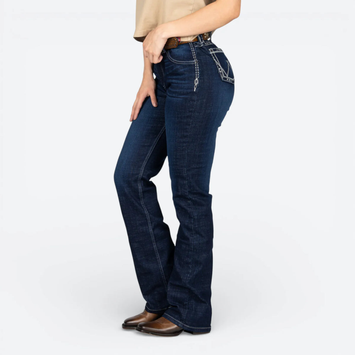 112381282|JEANS HIGH RISE CORTE BOTA