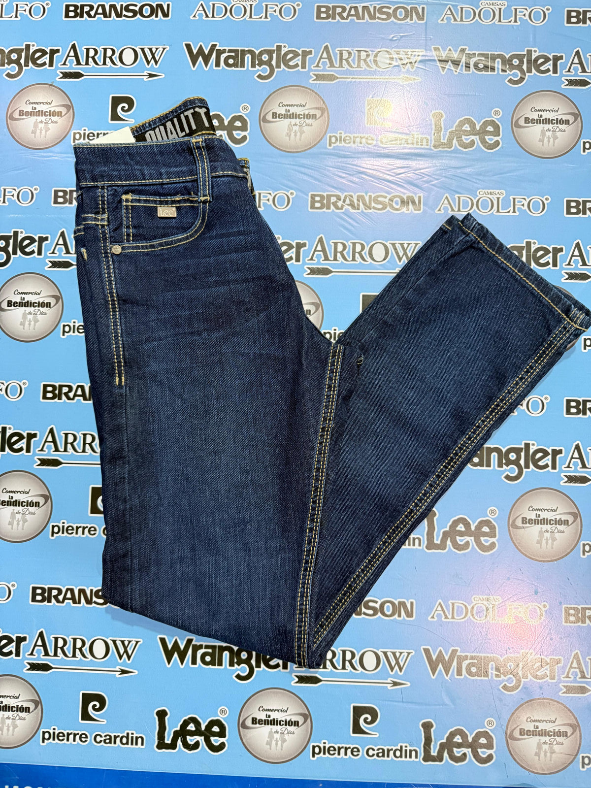 112381705| LEE SLIM FIT