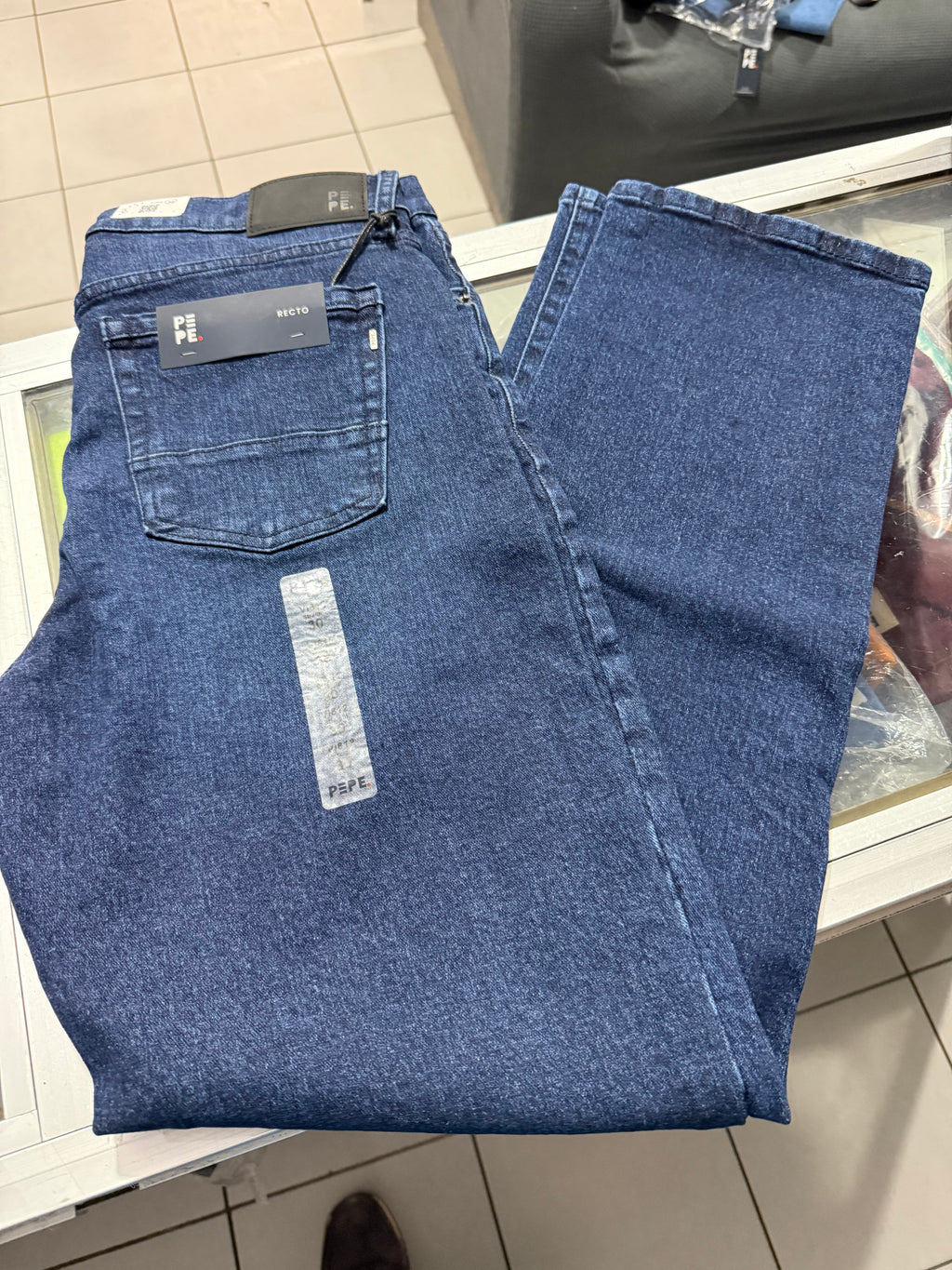 812-0616| Pepe 812 Recto